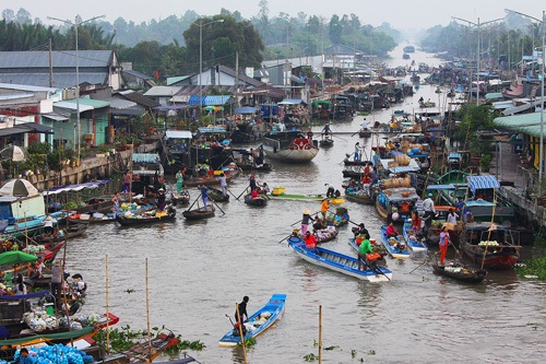 Chợ nổi Ngã Năm – Điểm du lịch đặc sắc đang mai một dần